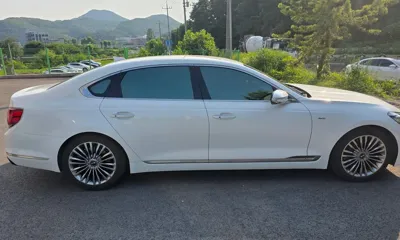 Kia K9