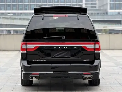 Lincoln Navigator