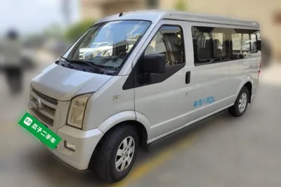 Dongfeng Xiaokang C37