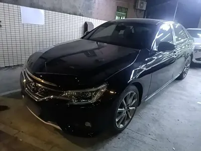 Toyota Reiz
