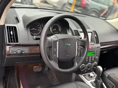 Land Rover Freelander 2