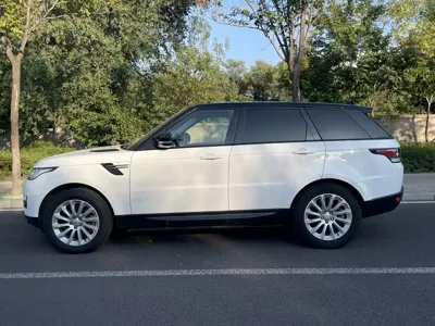 Land Rover Sport