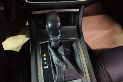 Roewe i6