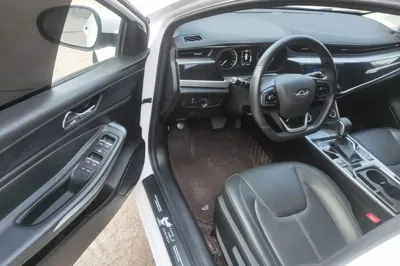 Chery Arrizo 5