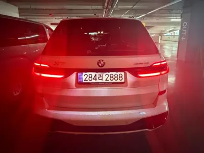 BMW X7
