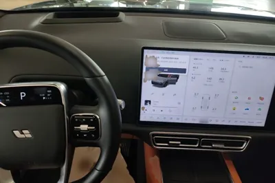 Li Auto L8