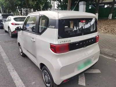 Wuling MINIEV