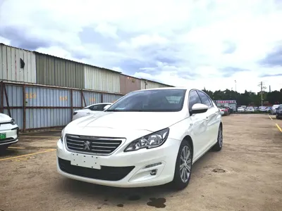 Peugeot 408