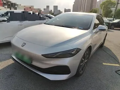 Roewe D7