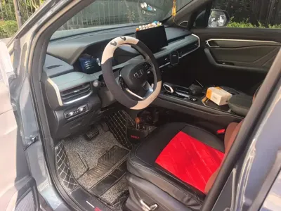 Geely Haoyue L