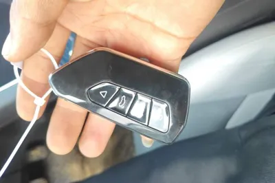 Dongfeng Aeolus E70