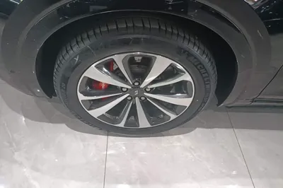 Li Auto ONE