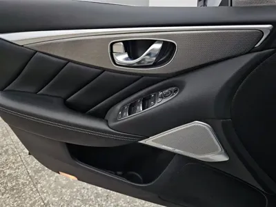 Infiniti Q50L