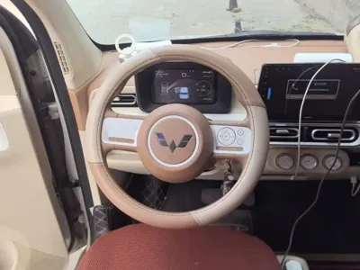 Wuling MINIEV