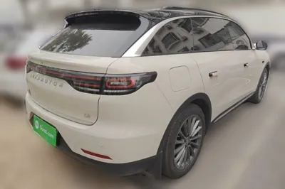 Leapmotor C11