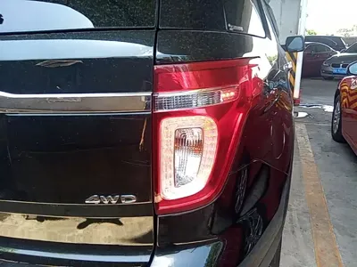Ford Explorer (Import)