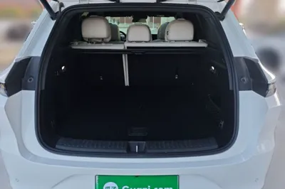 Li Auto L6