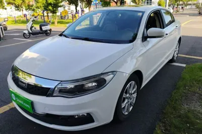 Qoros 3