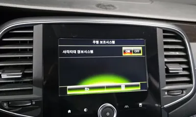 Renault-KoreaSamsung SM6
