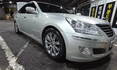 Hyundai Equus