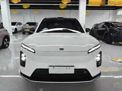 Nio EC6