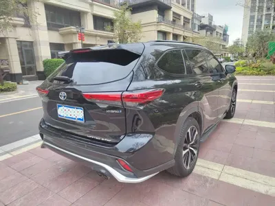 Toyota Crown Kluger