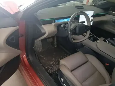 Lynk & Co Z10