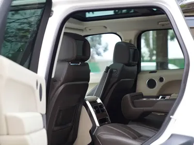Land Rover Sport