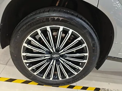 Chery Tiggo 9 C-DM