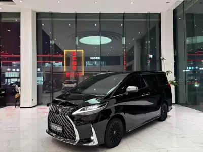 Lexus LM
