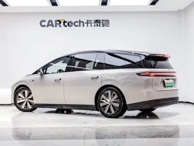 Li Auto Li i8