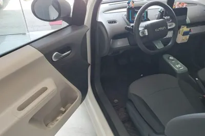 CHANGAN NEVO Lumin