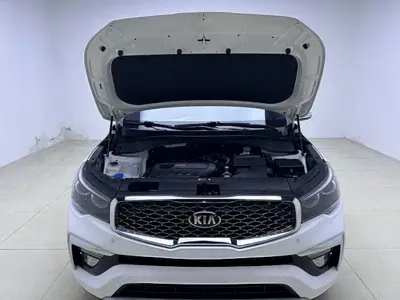 Kia KX7