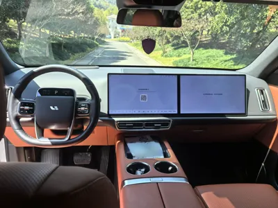 Li Auto L6