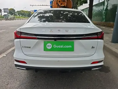 Roewe i5