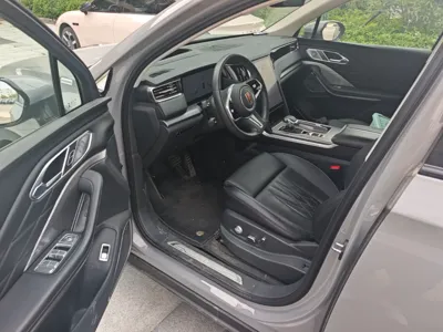 Hongqi HS7 PHEV