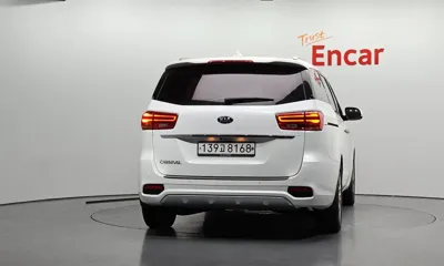 Kia Canival