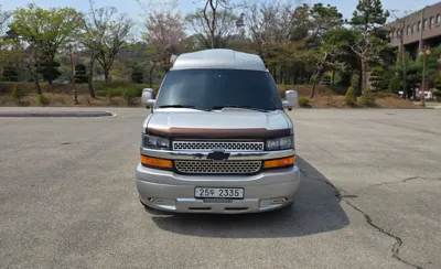 Chevrolet Express Van