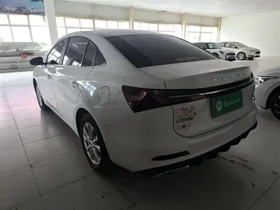 Roewe i5