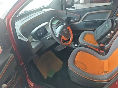 Baojun E100