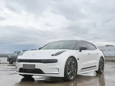 Zeekr 001