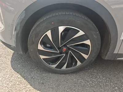Hongqi HS7 PHEV