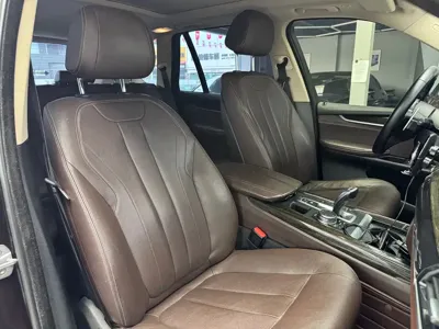 BMW X5 (Import)