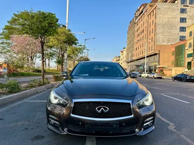 Infiniti Q50L