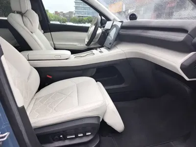 Nio ES7