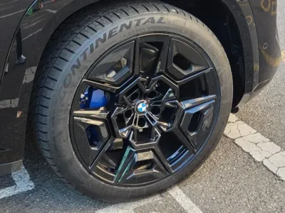BMW XM