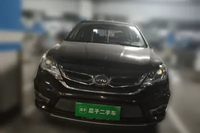 BYD S7