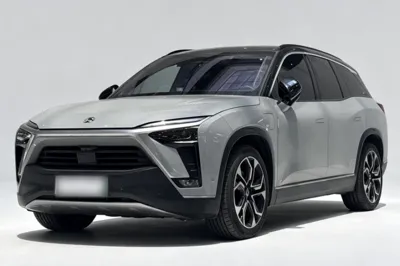 Nio ES8