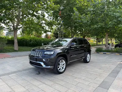 Jeep Grand Cherokee (Import)