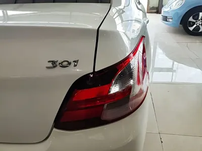 Peugeot 301